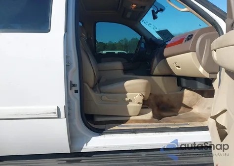 2009 Chevrolet Tahoe Lt2 from USA, damaged, VIN 1GNFK23019J125535